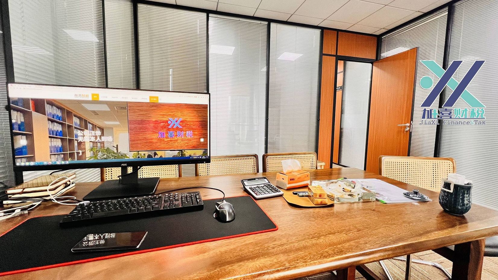 Legal Regulations and Operations for Social Insurance and Housing Fund When Hiring Employees in China  